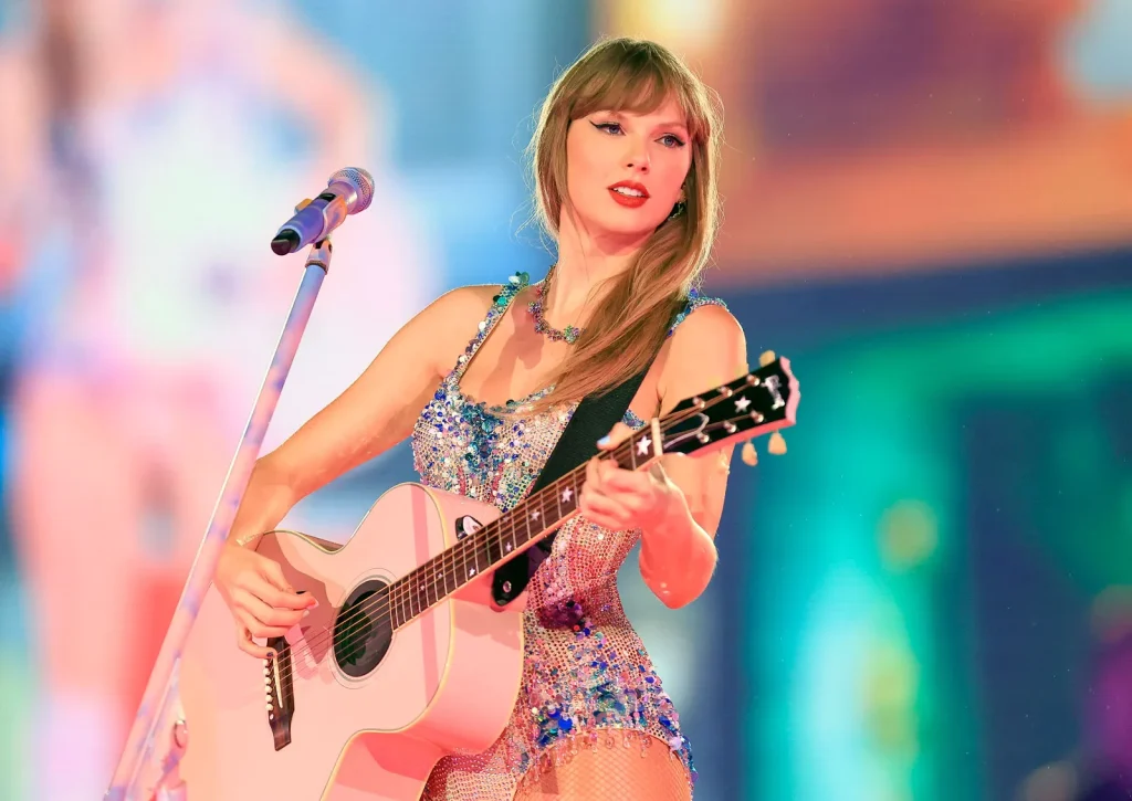 Taylor Swift early career biography portrait