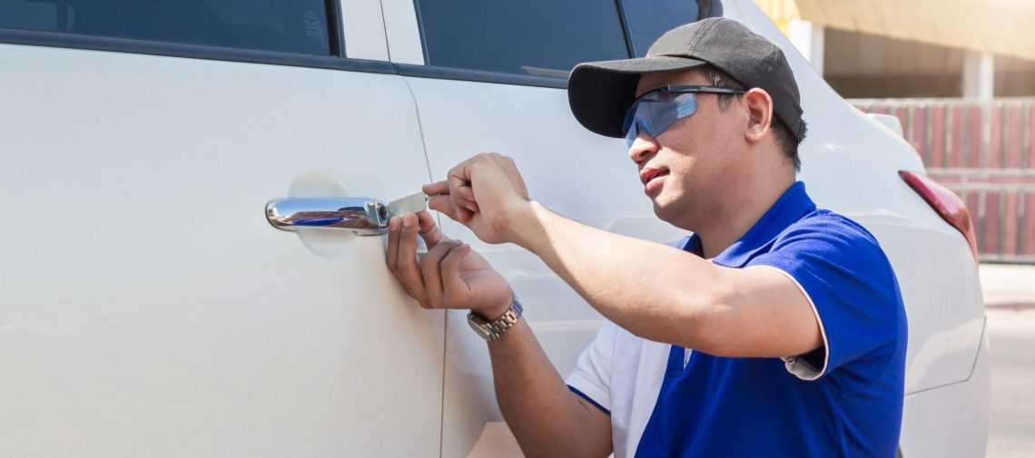 Transponder keys vs traditional keys differences: What Car Owners Should Know