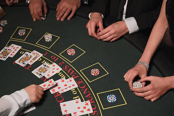 What Users Notice First About betting sites in uae